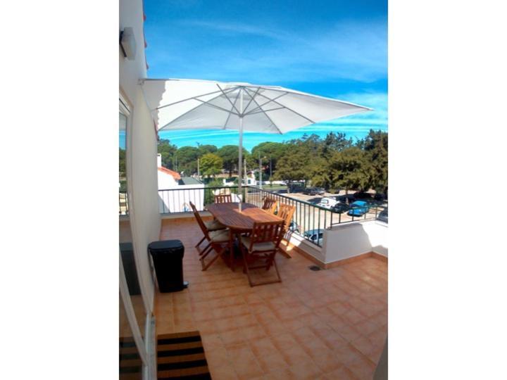 Apartment Near The Beach With Big Terrace Setúbal Exterior foto